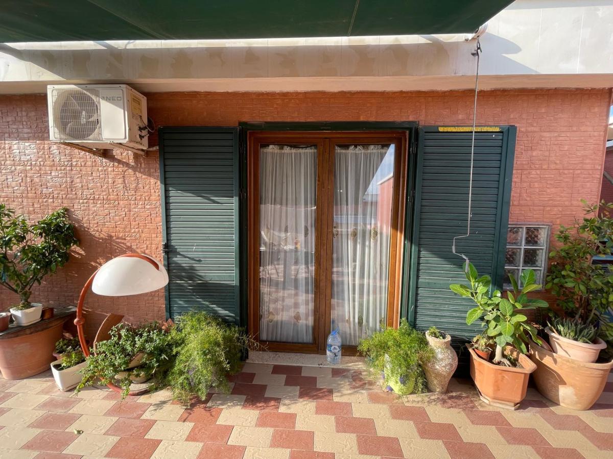 Venus - Cozy Apt With Terrace Vlorë Exteriör bild