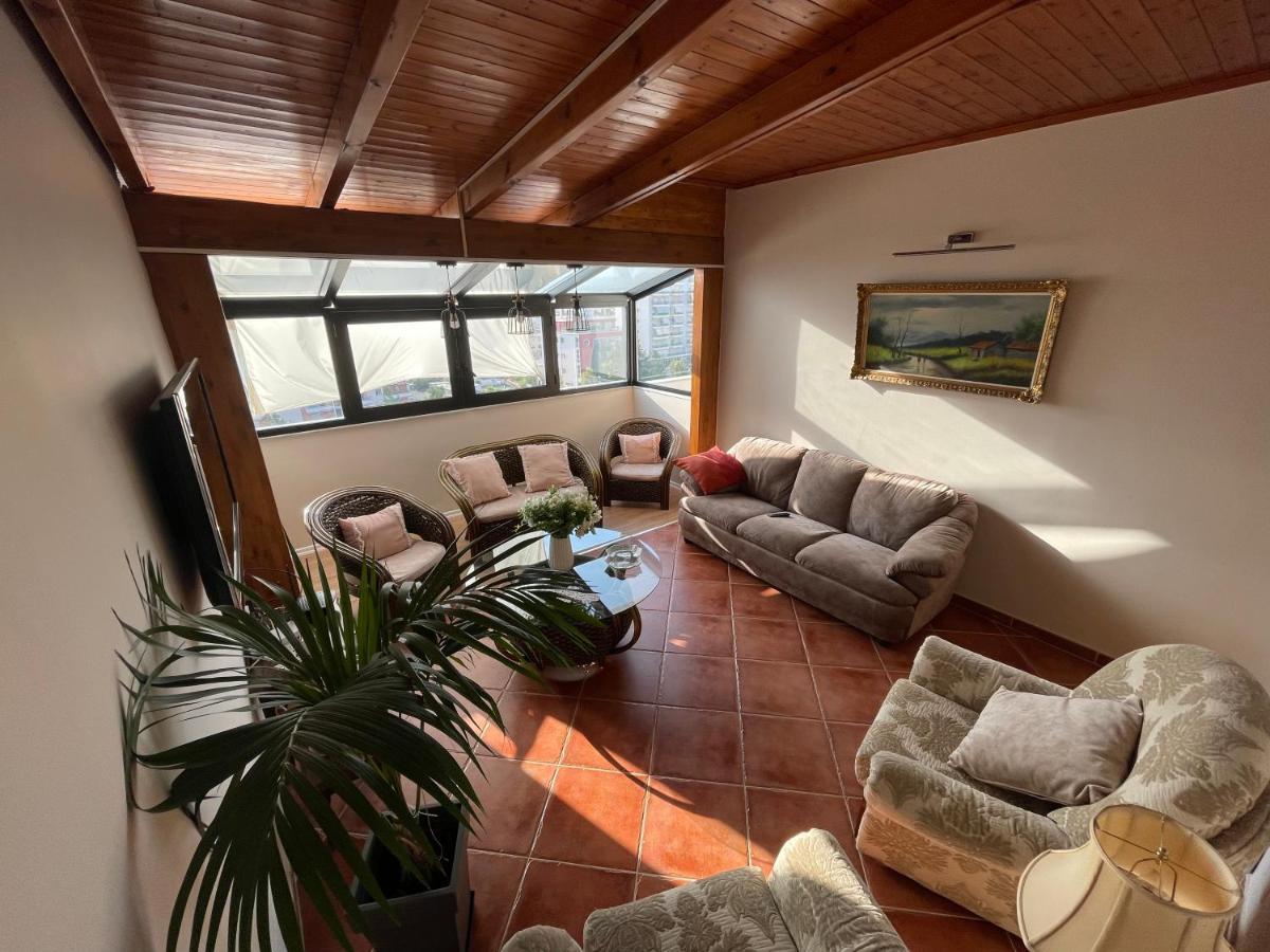 Venus - Cozy Apt With Terrace Vlorë Exteriör bild