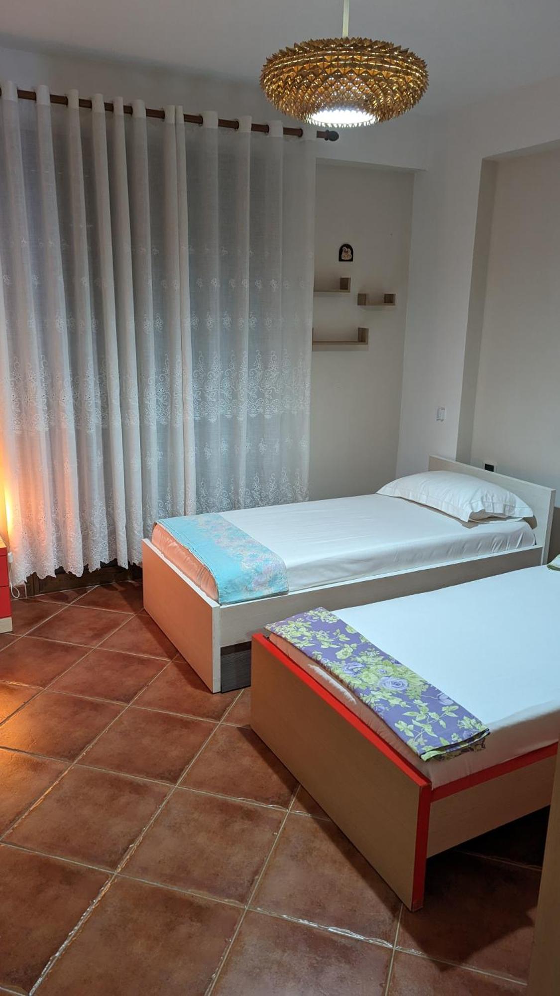 Venus - Cozy Apt With Terrace Vlorë Exteriör bild