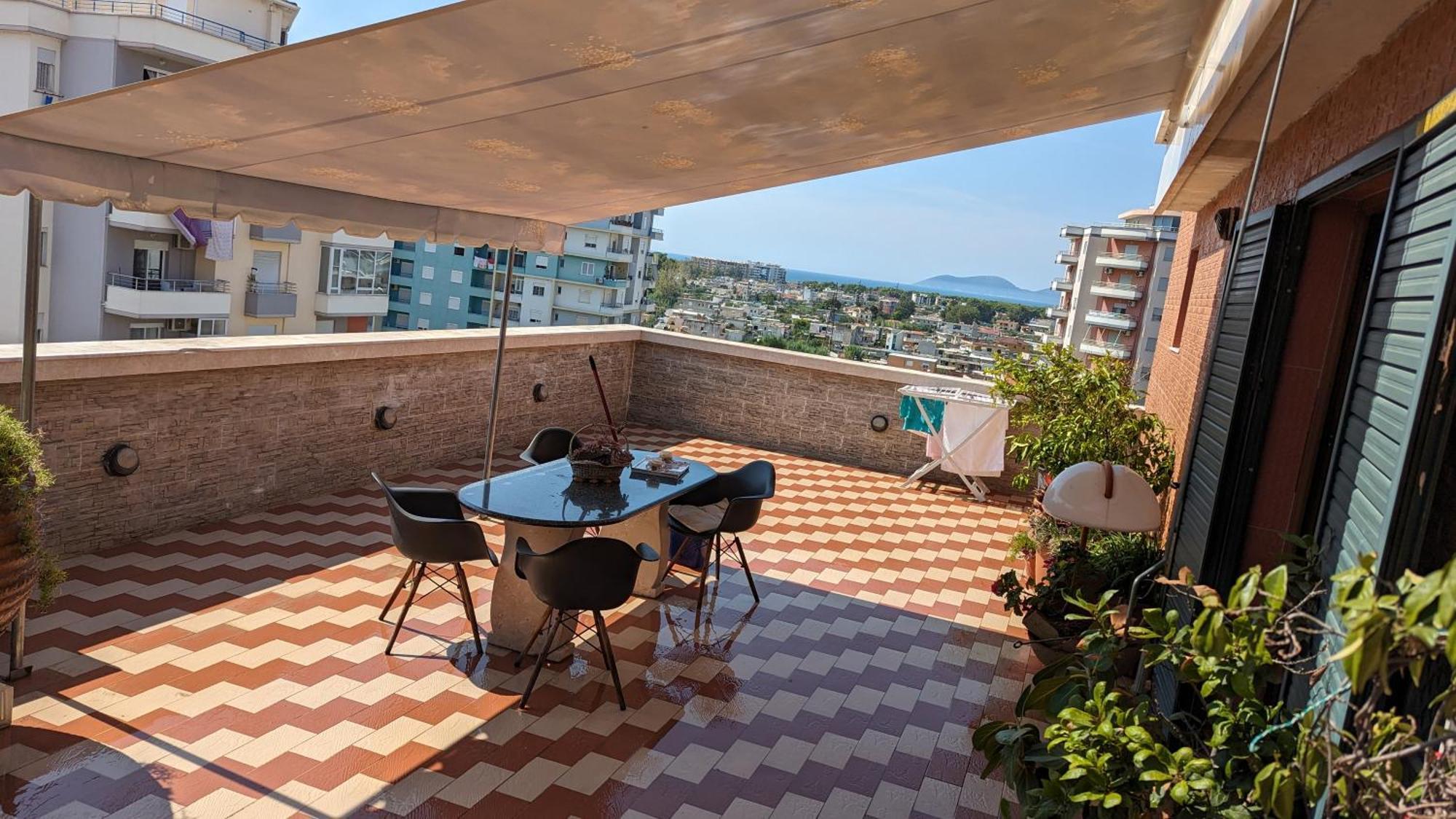 Venus - Cozy Apt With Terrace Vlorë Exteriör bild